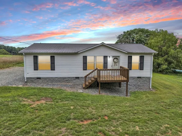 1485 Tripple Creek Rd, Rocky Mount, VA 24151