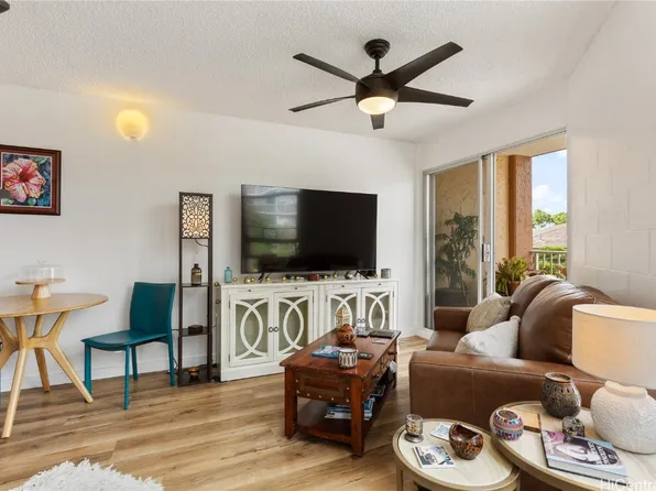 1031 Maunaihi Pl APT 206, Honolulu, HI 96822