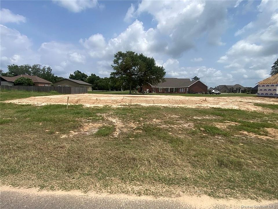 1st image of 1041 Mary Diane McCall Dr
