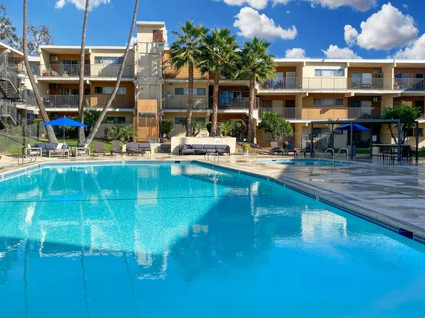 The Diplomat Apartments