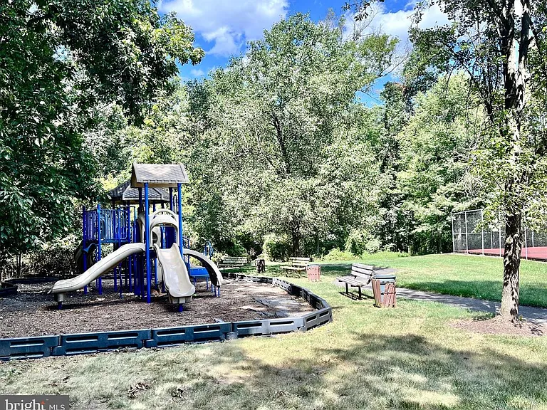 3 Kirby Cir — Photo 18