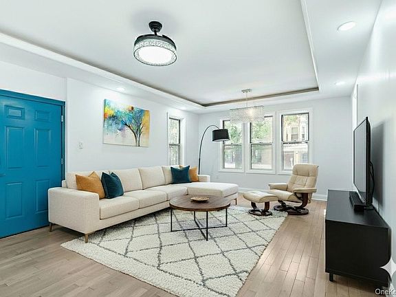 5th image of 3335 Perry Avenue