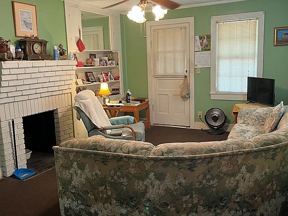 2nd image of 408 Johnson Ln