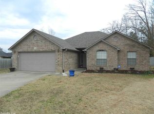 3003 Waterford Cir, Bryant, AR 72022