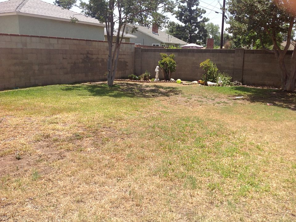 2nd image of 4014 N Woodgrove Ave