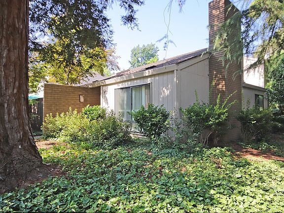 2nd image of 2318 Swarthmore Dr