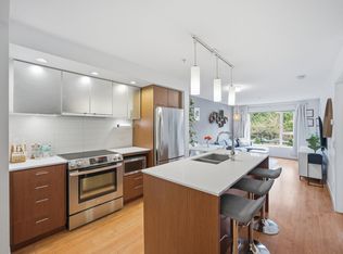 221 E 3rd St #209, North Vancouver, BC