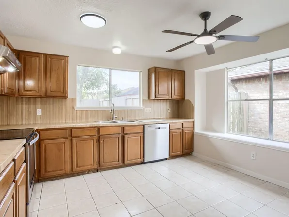 13435 Chipman Glen Dr, Houston, TX 77082