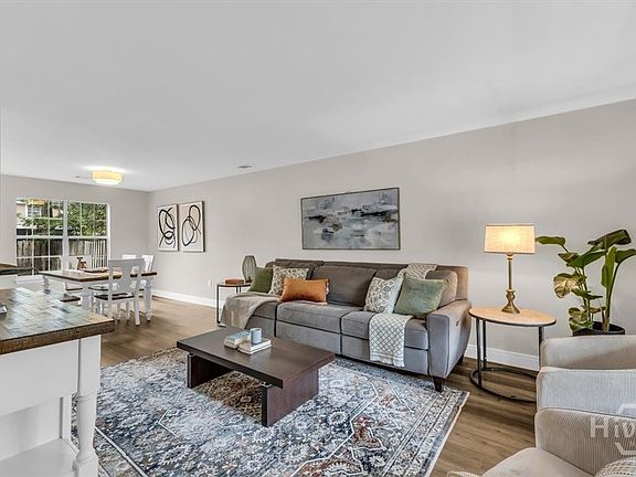 4th image of 524 Pointe North Drive