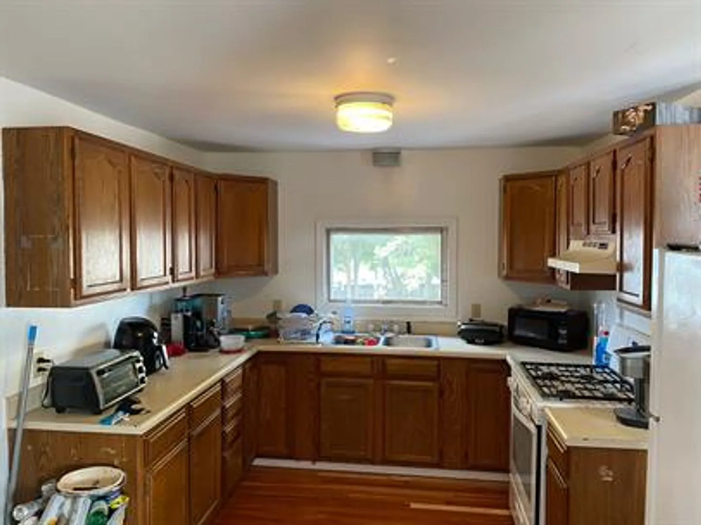 260 Colchester Avenue — Photo 1