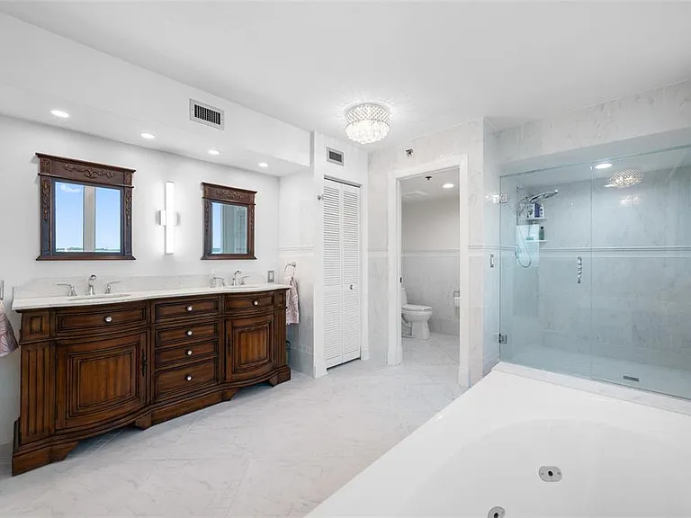 1600 Gulf Blvd #1016 — Photo 55