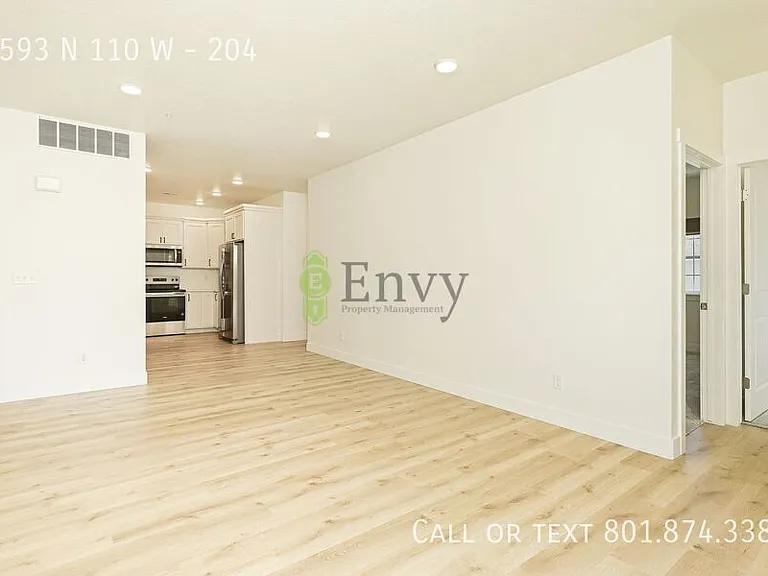1593 N 110 W #204 — Photo 6