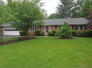 7105 Panorama Dr, Rockville, MD 20855