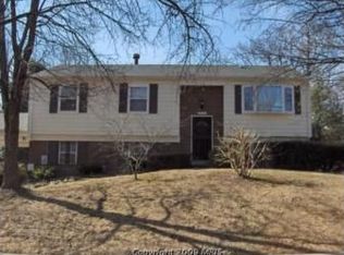 5314 Whitfield Chapel Rd, Lanham, MD 20706