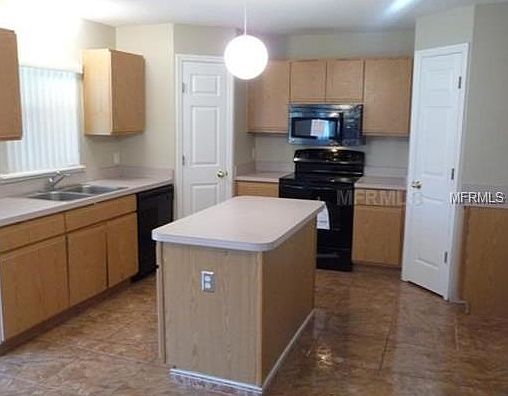4th image of 4156 Stonefield Dr