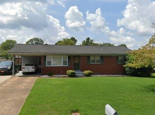 1352 Sunswept Dr, Union City, TN 38261