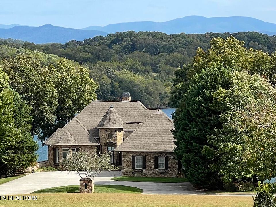 1st image of 275 Rock Point Dr