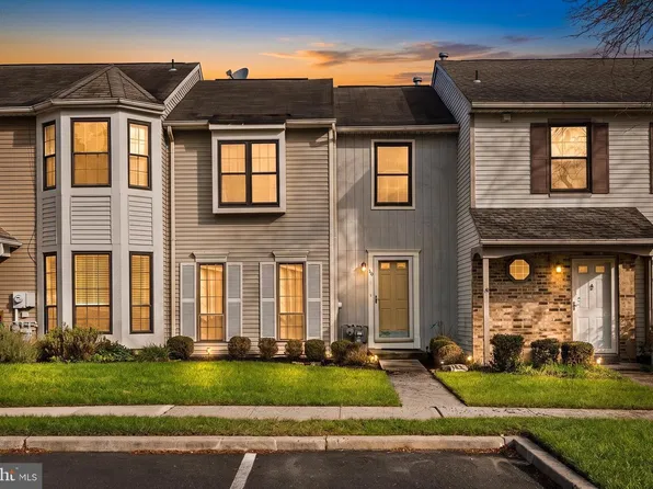 19 Devon Ct, Robbinsville, NJ 08691
