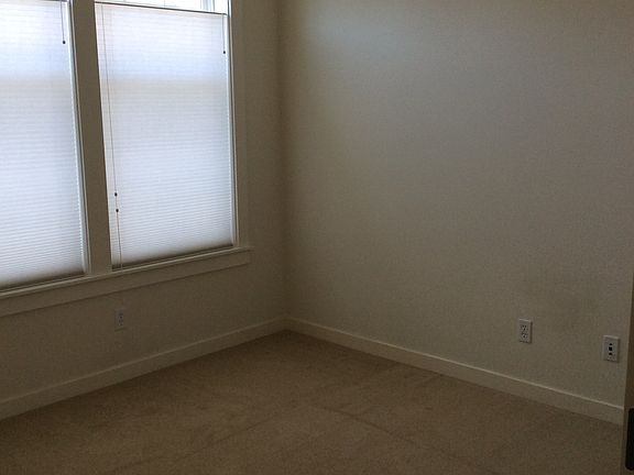 4th image of 11516 Cartier Ln