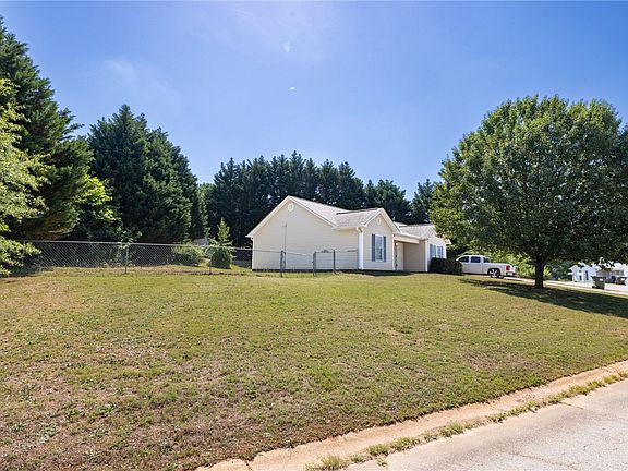 2nd image of 157 Bufflehead Cir
