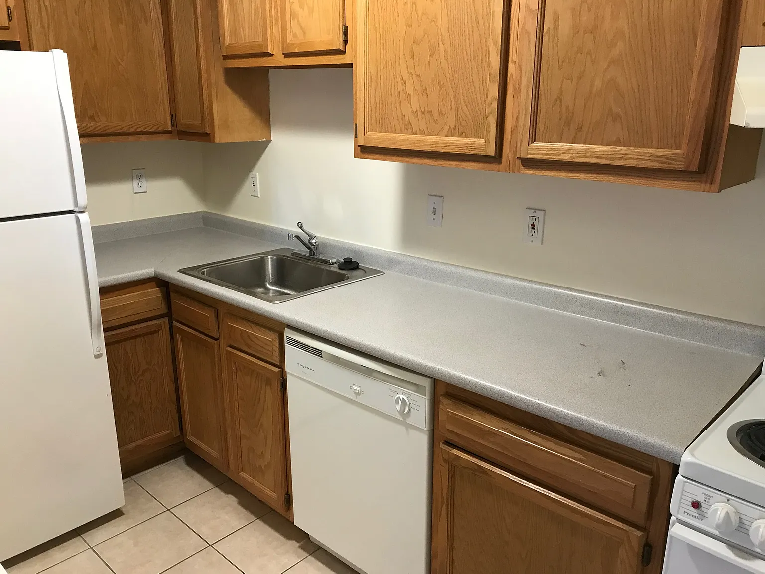 1 bed, 600 sqft, $2,325 — Photo 3