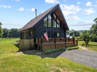 26 Tibbals Bridge Rd, Madison, CT 06443