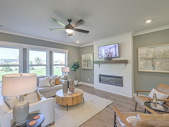 Photo of example Model Home. Selections and finishes may vary.