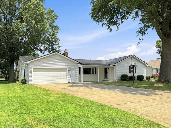 1008 Columbus Cir S, Ashland, OH 44805