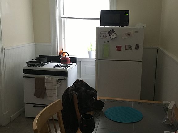 4th image of 226 W McMillan St APT 2