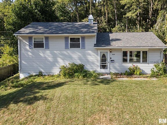 2nd image of 2628 Westwood Pl