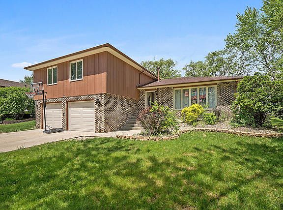 3rd image of 5222 Imperial Dr