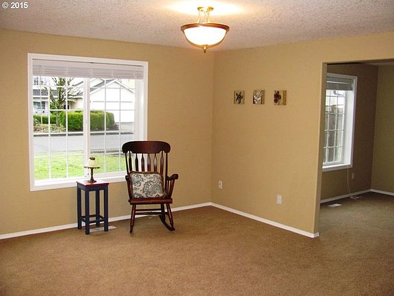 4th image of 1606 SE 170th Ave
