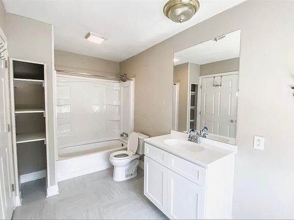 5th image of 8305 Dayton Pike Unit D