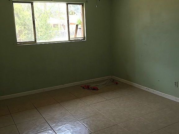 2nd image of 5519 W Catalina Dr