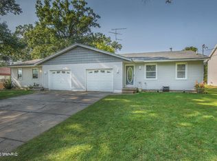 5157 Carson Ave SW, Wyoming, MI 49548