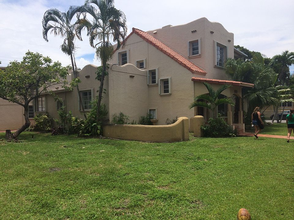 2nd image of 1596 SW 14th St
