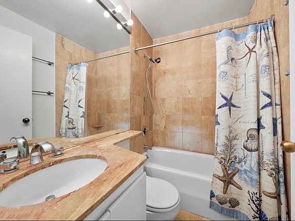 5th image of 250 W 90th St APT 9G