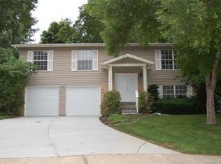 1611 Fairwood Forest Dr, Saint Peters, MO 63376