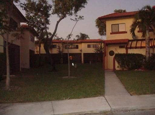 1st image of 4766 NW 89th Ave