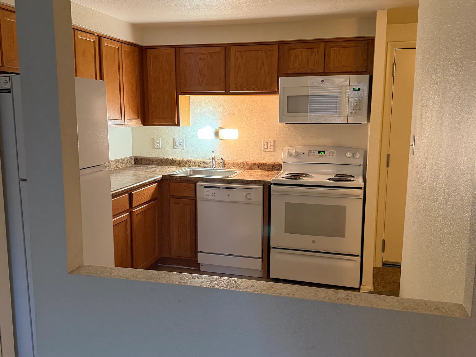 8824 E Florida Ave — Photo 1