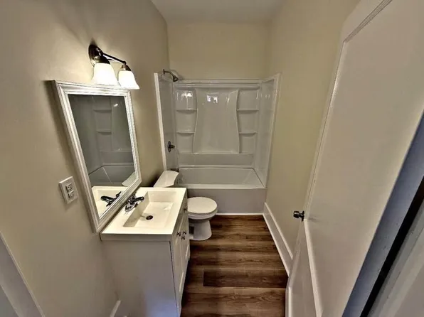 104 S 14th Ave, Hattiesburg, MS 39401