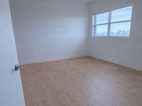 4th image of 14951 Royal Oaks Lane #1607