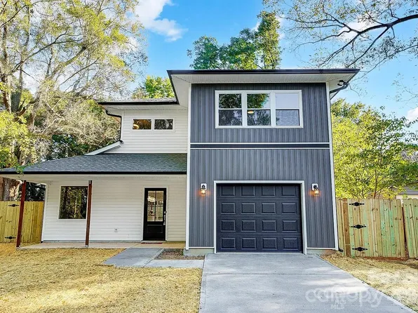 6615 Rockwell Blvd, Charlotte, NC 28269