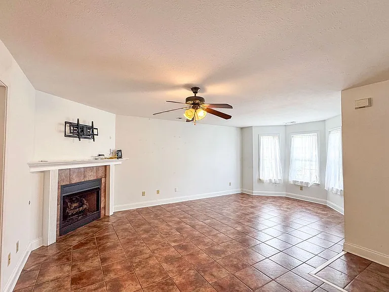 82 Wilkinsville Rd — Photo 9