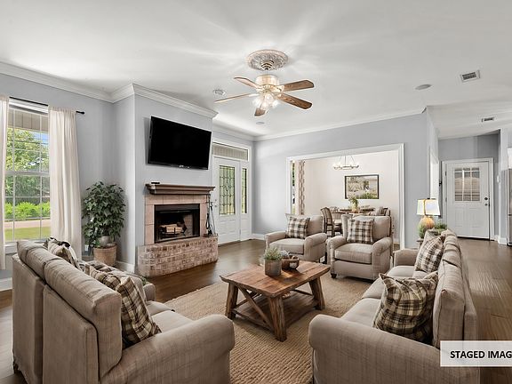 3rd image of 22725 Jade Dr