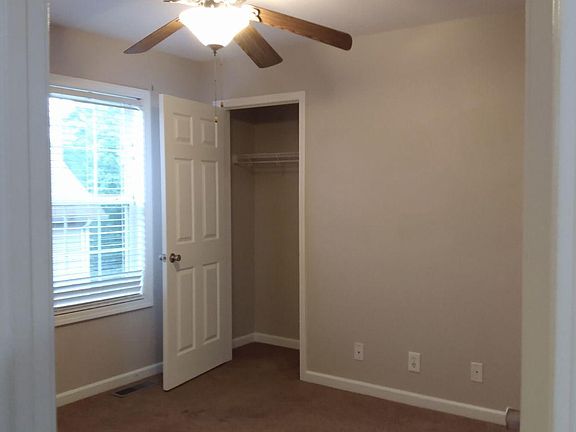 4th image of 3156 Brook Hill Dr