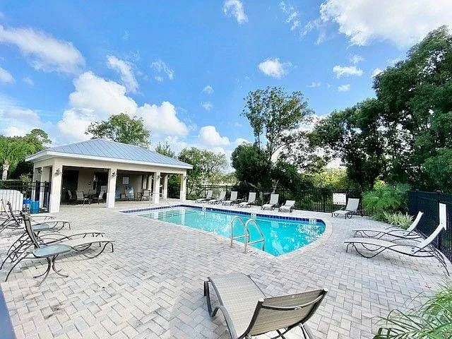 534 Lake Wildmere Cv — Photo 36