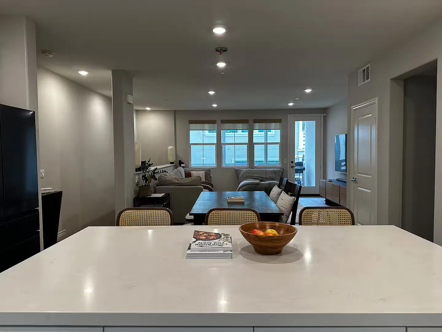 1361 Wingfoot — Photo 4
