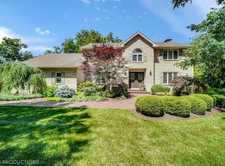 2501 Manchester Dr, Valparaiso, IN 46385