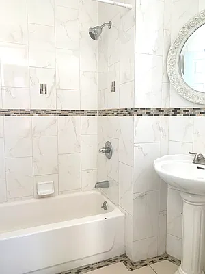 Rented by Urban Pads | media 10